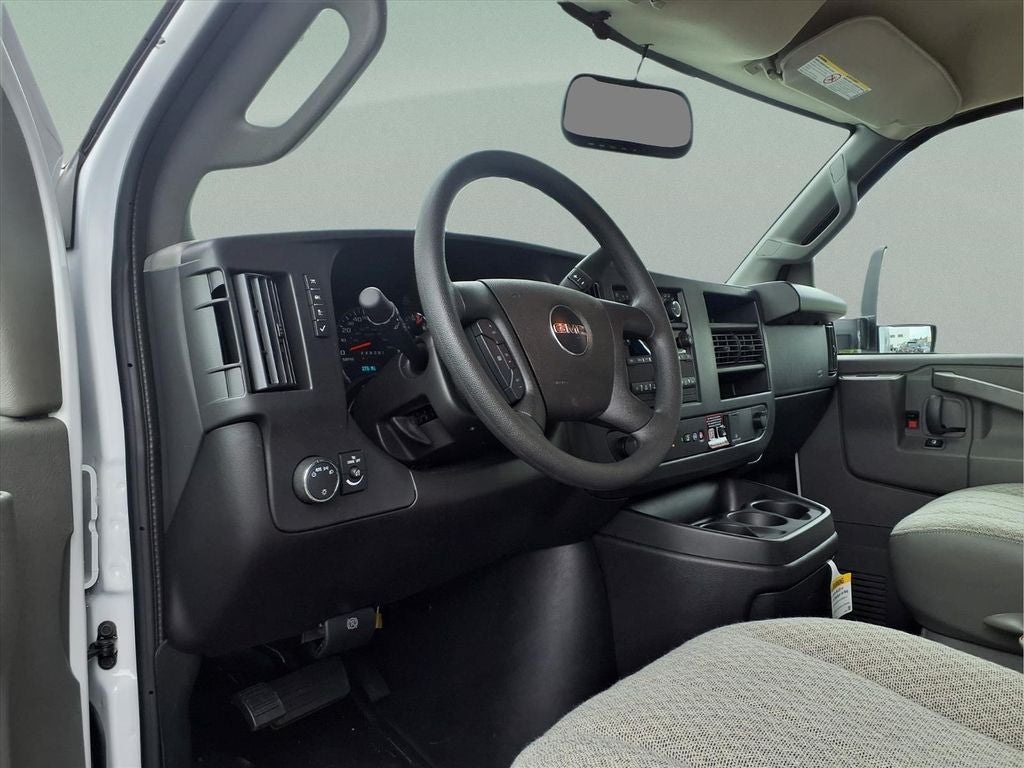 2026 GMC Savana 3500 Work Van