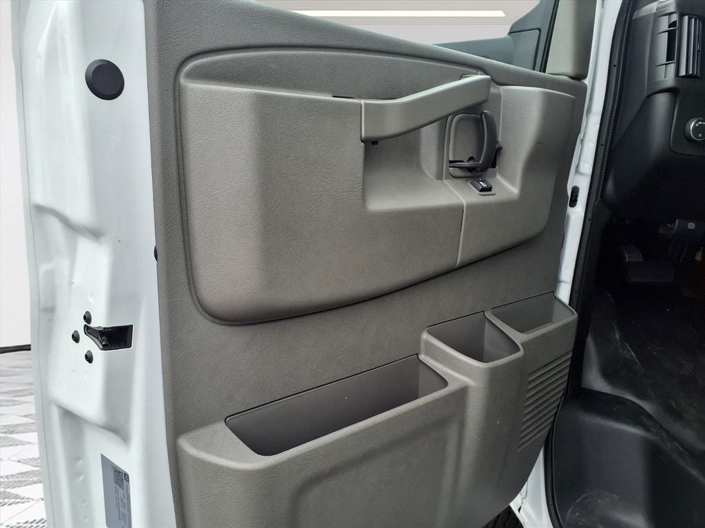 2026 GMC Savana 3500 Work Van