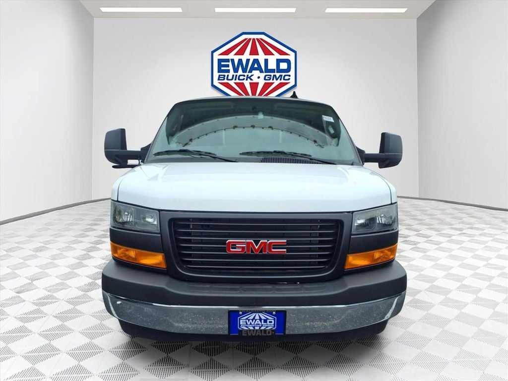 2026 GMC Savana 3500 Work Van