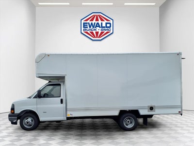 2026 GMC Savana 3500 Work Van