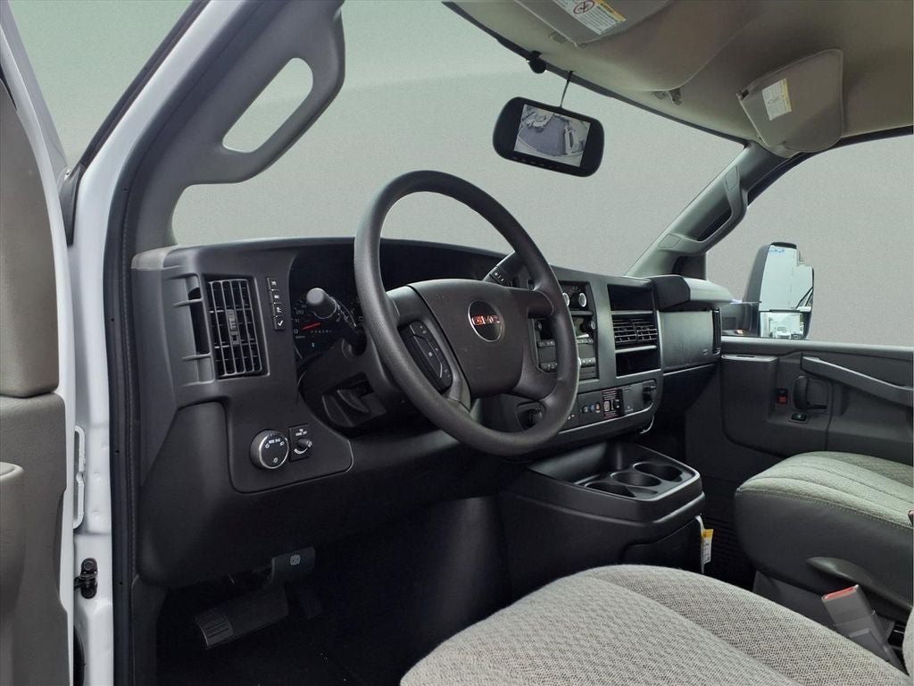 2026 GMC Savana 3500 Work Van