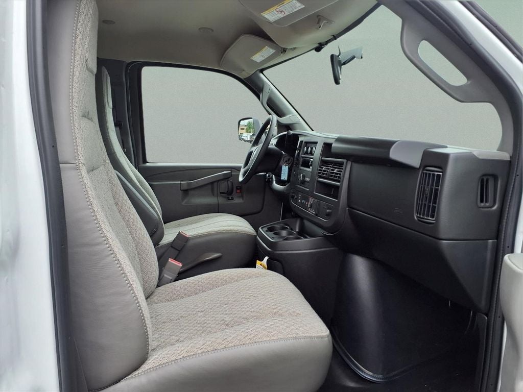 2026 GMC Savana 3500 Work Van