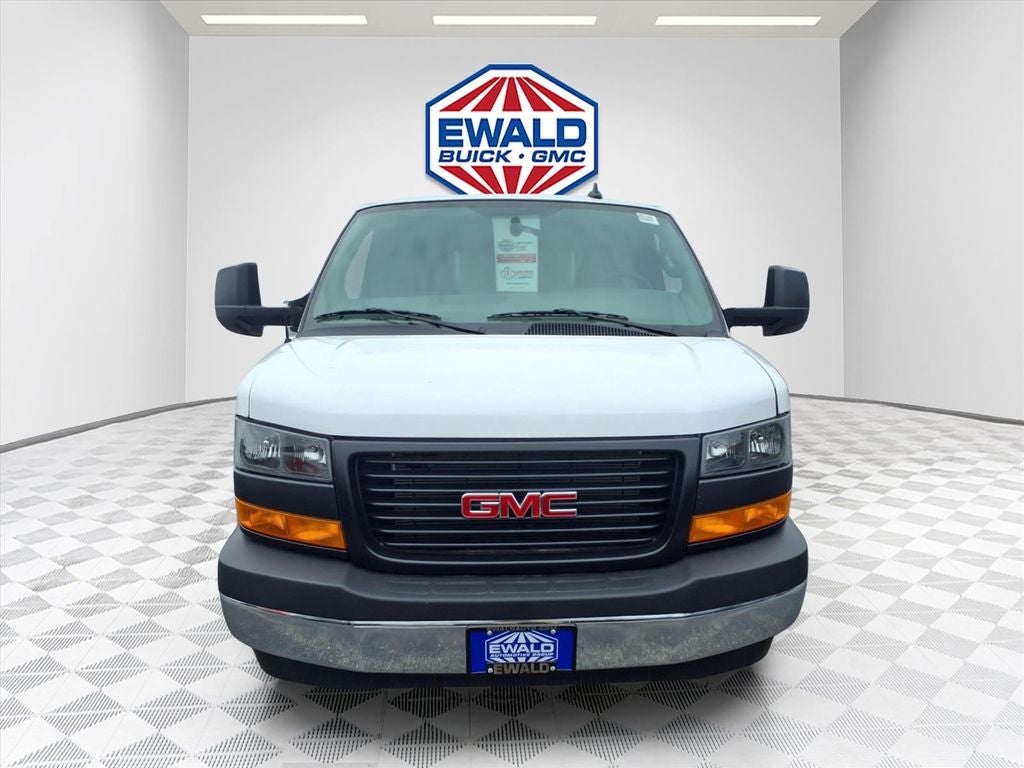 2026 GMC Savana 3500 Work Van