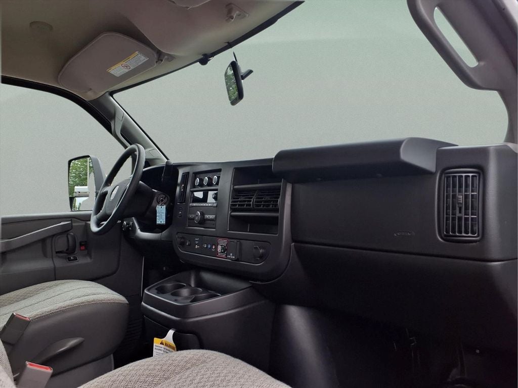 2026 GMC Savana 3500 Work Van