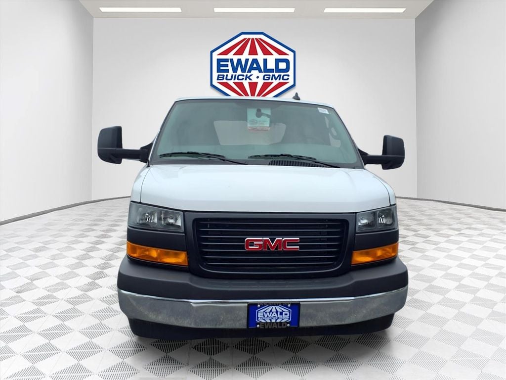 2026 GMC Savana 3500 Work Van