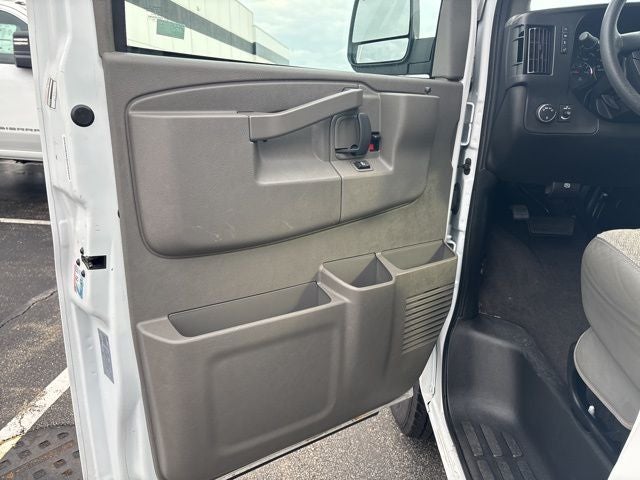 2024 Chevrolet Express 3500 LT Passenger
