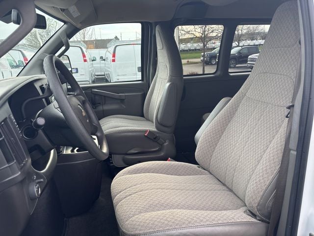 2024 Chevrolet Express 3500 LT Passenger