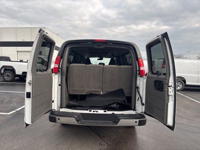 2024 Chevrolet Express 3500 LT Passenger