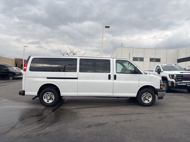 2024 Chevrolet Express 3500 LT Passenger